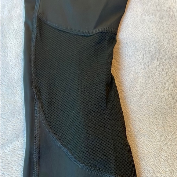 Nike Black Dri Fit Capri Leggings Performance Wear - Picture 4 of 7